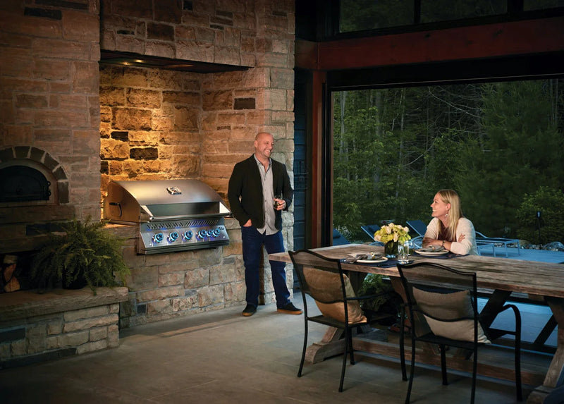 Napoleon - Gril Encastré 38 po Avec Rotisserie Série 700