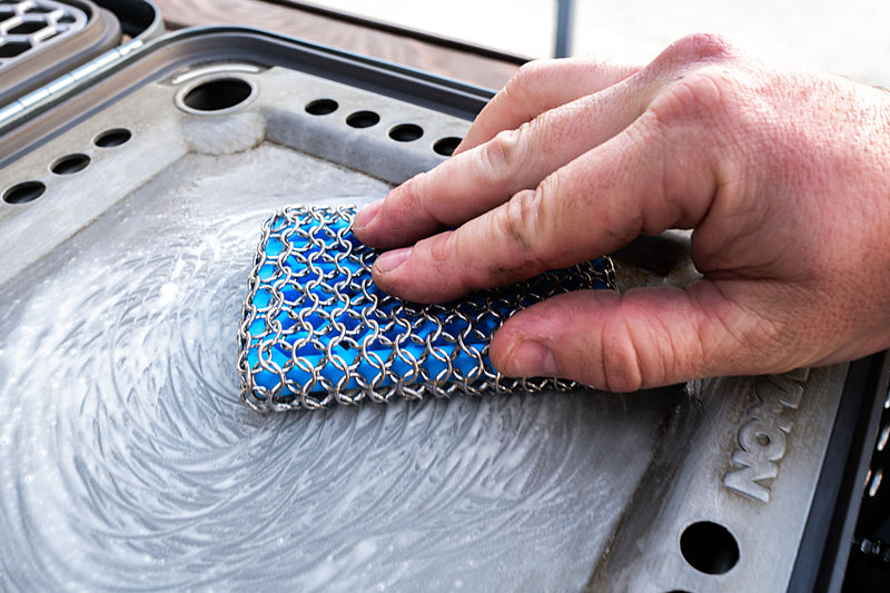 Nomad Grills - Chain Link Scrubber