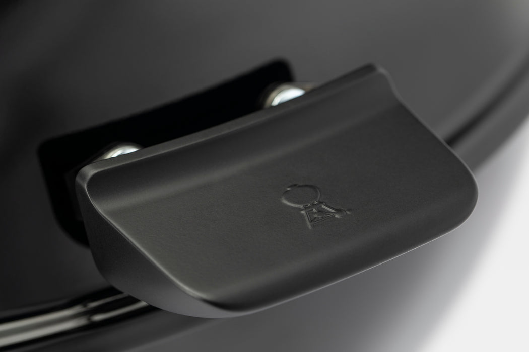 Weber - Master Touch Premium Kettle Charcoal Grill 22"